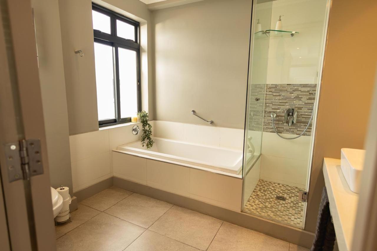 Hermanus Waterfront, Ocean Deluxe - Apartment 2 Esterno foto